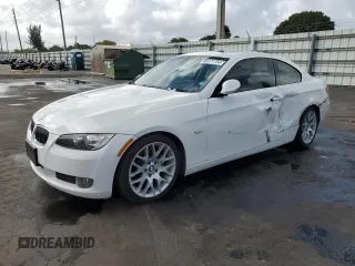 2007 BMW 3 Series 328i z VIN WBAWV13567PK48664, wystawiony jako Copart lot #85371754 z przebiegiem 87 705 mil mil oraz Szkoda całkowita • Salvage title. Historia ofert i sprzedaży dostępna na DreamBid. Obrazek 1.
