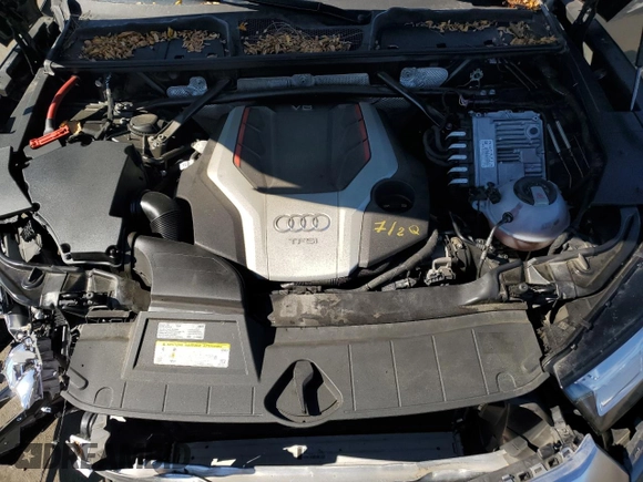 2018 Audi SQ5 Prestige with VIN WA1C4AFY9J2209340, listed as a Copart auction lot 75525344 with 77,522 mi miles and Salvage Title. Bid and sale history available at DreamBid. Image 12.