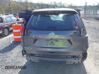 2018 Nissan Rogue SV with VIN KNMAT2MVXJP519711, listed as a IAAI auction lot 41961816 with 216,545 mi miles and . Bid and sale history available at carsss.com. Image 17.