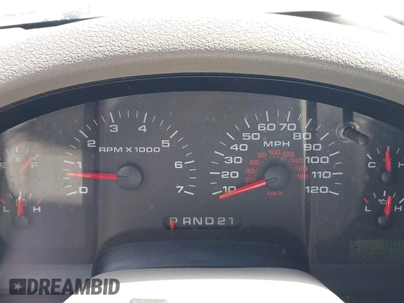 2005 Ford F-150 XLT with VIN 1FTRW12W85KF10850, listed as a IAAI auction lot 42066441 with 226,803 mi miles. Bid and sale history available at carsss.com. Image 7.
