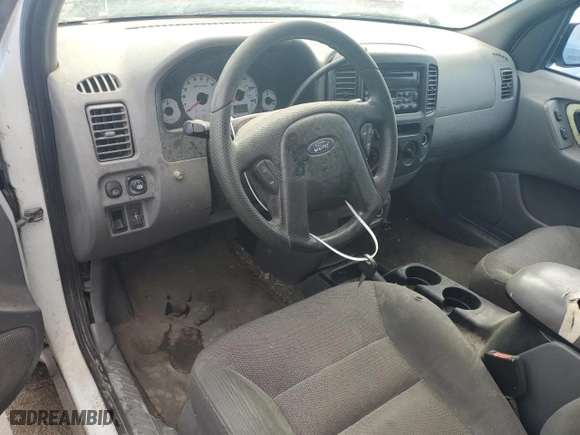 2001 Ford Escape XLT with VIN 1FMYU03121KC24061, listed as a Copart auction lot 75888584 with 155,901 mi miles and Salvage Title. Bid and sale history available at carsss.com. Image 8.