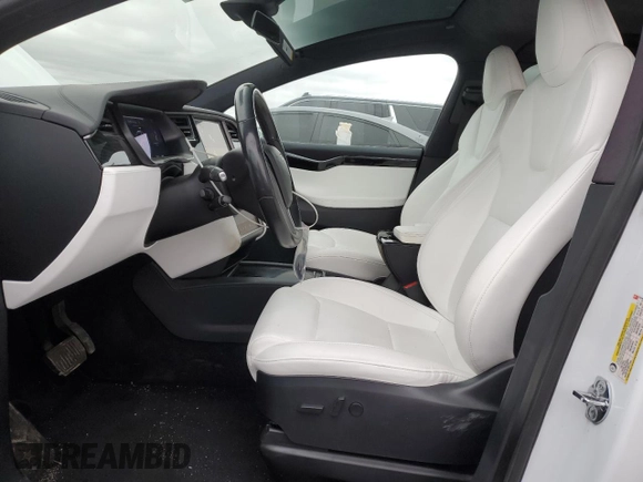 2020 Tesla Model X Long Range with VIN 5YJXCBE25LF235706, listed as a Copart auction lot 51224765 with 82,741 mi miles and Salvage Title. Bid and sale history available at carsss.com. Image 7.