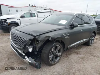 2025 Genesis GV80 Prestige z VIN KMUHEESC5SU239383, wystawiony jako IAAI lot #42286176 z przebiegiem 8 795 mil mil oraz . Historia ofert i sprzedaży dostępna na DreamBid. Obrazek 2.