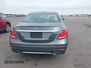 2017 Mercedes-Benz E 300 Luxury with VIN WDDZF4KB1HA128626, listed as a IAAI auction lot 42063402 with 77,909 mi miles and . Bid and sale history available at DreamBid. Image 16.