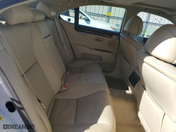 2014 Lexus LS 460 with VIN JTHBL5EF0E5127897, listed as a Copart auction lot 43803865 with 175,215 mi miles and Salvage Title. Bid and sale history available at carsss.com. Image 10.