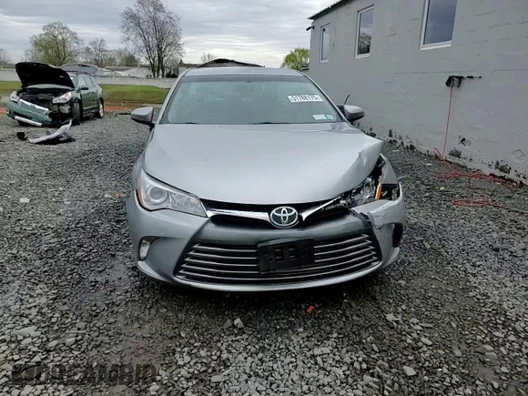 2017 Toyota Camry XLE z VIN 4T1BF1FK1HU694283, wystawiony jako Copart lot #51788175 z przebiegiem 94 249 mil mil oraz Szkoda całkowita • Salvage title. Historia ofert i sprzedaży dostępna na DreamBid. Obrazek 13.