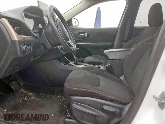 2015 Jeep Cherokee Latitude with VIN 1C4PJLCB8FW712725, listed as a Copart auction lot 55433225 with 85,321 mi miles and Clean Title. Bid and sale history available at carsss.com. Image 7.