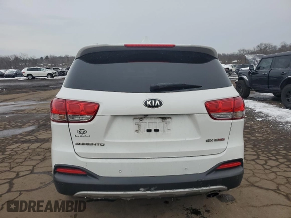 2016 Kia Sorento EX with VIN 5XYPHDA15GG010713, listed as a Copart auction lot 44855165 with 133,450 mi miles and Salvage Title. Bid and sale history available at carsss.com. Image 6.