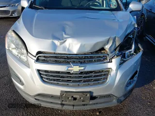 2016 Chevrolet Trax LS with VIN 3GNCJKSB6GL224009, listed as a IAAI auction lot 41312755 with 121,159 mi miles. Bid and sale history available at carsss.com. Image 10.