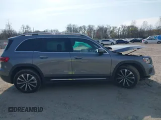 2023 Mercedes-Benz GLB 250 с VIN W1N4M4HBXPW316668, выставлен на аукционе IAAI как лот 42015948 с пробегом 16 893 миль миль и . История ставок и продаж доступна на DreamBid. Изображение 12.