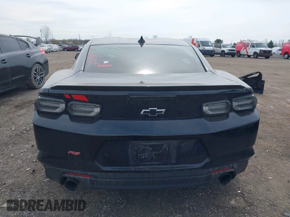 2023 Chevrolet Camaro 2LT z VIN 1G1FD1RX6P0133885, wystawiony jako IAAI lot #41990345 z przebiegiem 50 583 mil mil oraz . Historia ofert i sprzedaży dostępna na DreamBid. Obrazek 17.