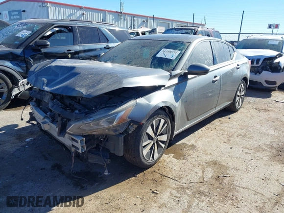 2019 Nissan Altima SV z VIN 1N4BL4DV5KC134538, wystawiony jako IAAI lot #41298974 z przebiegiem 110 193 mil mil oraz . Historia ofert i sprzedaży dostępna na DreamBid. Obrazek 18.