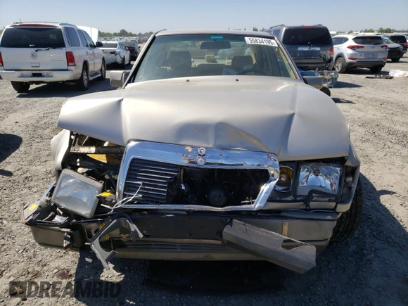 1991 Mercedes-Benz 300 with VIN WDBEA30D1MB497396, listed as a Copart auction lot 55834195 with 179,323 mi miles and Salvage Title. Bid and sale history available at carsss.com. Image 5.