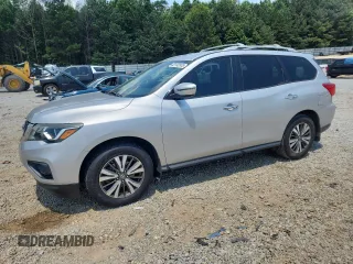 2017 Nissan Pathfinder S with VIN 5N1DR2MN2HC667425, listed as a Copart auction lot 62192935 with 195,183 mi miles and Clean title. Bid and sale history available at DreamBid. Image 1.