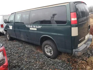 2009 Chevrolet Express Passenger with VIN 1GAHG39K091161470, listed as a Copart auction lot 43410435 with 59,850 mi miles and Salvage Title. Bid and sale history available at carsss.com. Image 2.