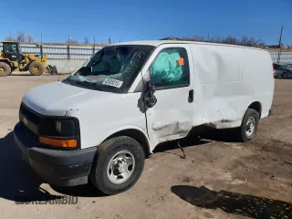 2017 Chevrolet Express Cargo Van with VIN 1GCWGAFG5H1243891, listed as a Copart auction lot 45595015 with 140,260 mi miles and Salvage Title. Bid and sale history available at carsss.com. Image 1.