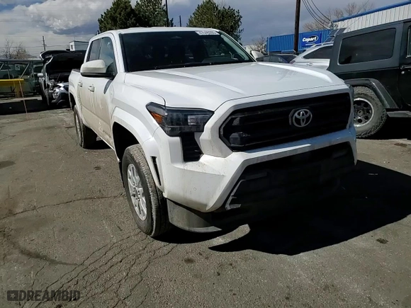2024 Toyota Tacoma 4WD SR5 with VIN 3TMLB5JN3RM059536, listed as a Copart auction lot 47046285 with 8,765 mi miles and Salvage Title. Bid and sale history available at carsss.com. Image 10.