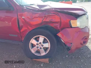 2008 Ford Escape XLT с VIN 1FMCU93118KB79316, выставлен на аукционе IAAI как лот 42579209 с пробегом 160 233 миль миль и . История ставок и продаж доступна на DreamBid. Изображение 6.