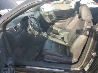 2009 Volkswagen Eos Komfort with VIN WVWBA71F19V021652, listed as a Copart auction lot 88701675 with 171,298 mi miles and Salvage Title. Bid and sale history available at DreamBid. Image 7.