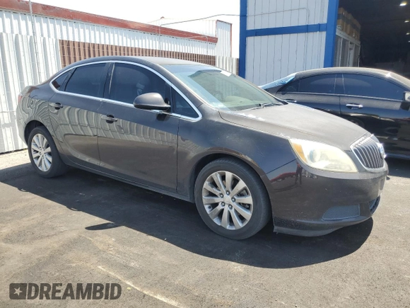 2015 Buick Verano z VIN 1G4PP5SK3F4152681, wystawiony jako Copart lot #61830975 z przebiegiem 191 428 mil mil oraz Czysty tytuł • Clean title. Historia ofert i sprzedaży dostępna na DreamBid. Obrazek 4.