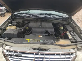 2003 Ford Explorer XLT with VIN 1FMZU73W33UB33767, listed as a Copart auction lot 81586014 with 196,537 mi miles and Clean title. Bid and sale history available at DreamBid. Image 12.