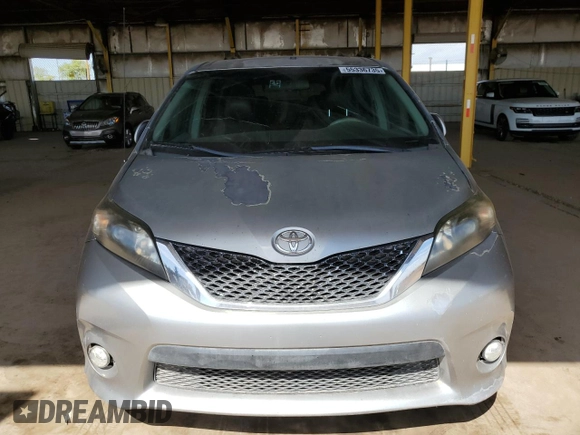 2011 Toyota Sienna SE with VIN 5TDXK3DC6BS081102, listed as a Copart auction lot 55336735 with 238,234 mi miles and Clean title. Bid and sale history available at DreamBid. Image 5.