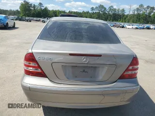 2007 Mercedes-Benz C 350 Sport z VIN WDBRF56H47F886961, wystawiony jako Copart lot #54680545 z przebiegiem 118 218 mil mil oraz Szkoda całkowita • Salvage title. Historia ofert i sprzedaży dostępna na DreamBid. Obrazek 6.