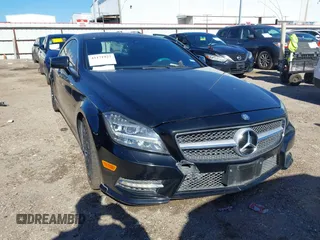 2014 Mercedes-Benz CLS-Class CLS 550 with VIN WDDLJ7DB3EA117402, listed as a IAAI auction lot 41171927 with 146,038 mi miles. Bid and sale history available at carsss.com. Image 6.