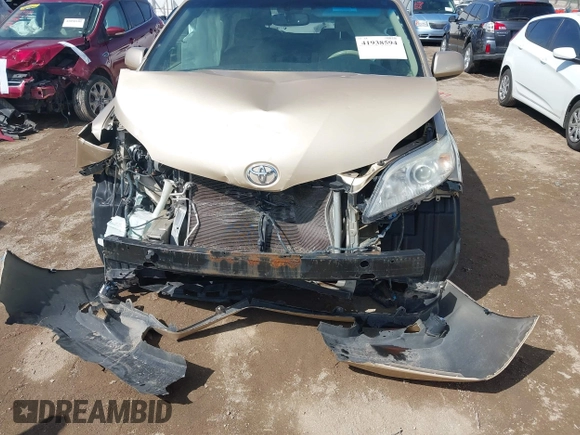 2012 Toyota Sienna XLE AAS with VIN 5TDYK3DC0CS202891, listed as a IAAI auction lot 41938594 with Not Provided miles and . Bid and sale history available at carsss.com. Image 6.