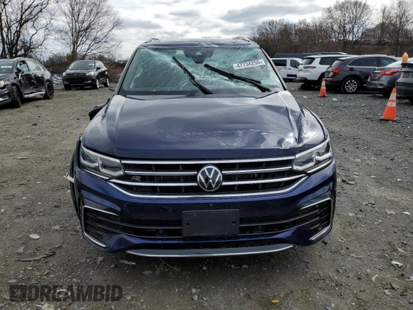 2024 Volkswagen Tiguan SEL R-Line с VIN 3VV4B7AX2RM031987, выставлен на аукционе Copart как лот 47734255 с пробегом 26 727 миль миль и Списание • Salvage title. История ставок и продаж доступна на DreamBid. Изображение 5.