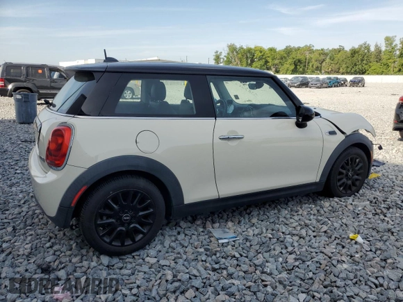 2016 MINI Hardtop with VIN WMWXP5C50GT740166, listed as a Copart auction lot 53832025 with 40,720 mi miles and Salvage Title. Bid and sale history available at DreamBid. Image 3.