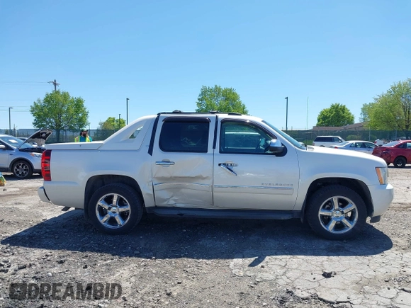 2011 Chevrolet Avalanche LTZ with VIN 3GNTKGE35BG349390, listed as a IAAI auction lot 42116974 with 173,817 mi miles and . Bid and sale history available at DreamBid. Image 13.