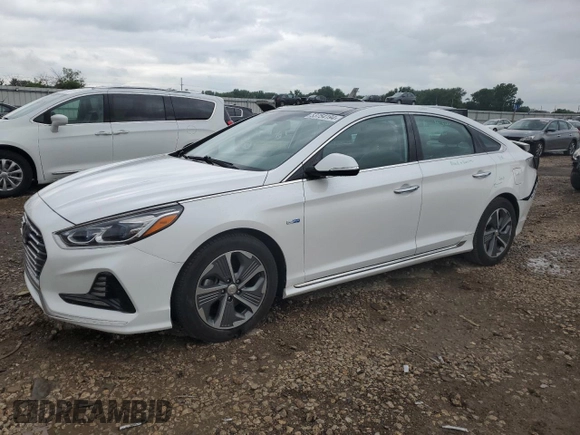 2018 Hyundai Sonata Hybrid Limited with VIN KMHE34L31JA078496, listed as a Copart auction lot 53754194 with 96,918 mi miles and Salvage Title. Bid and sale history available at carsss.com. Image 1.