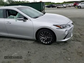 2019 Lexus ES 350 with VIN 58ABZ1B10KU013325, listed as a Copart auction lot 54119185 with 33,497 mi miles and Salvage Title. Bid and sale history available at DreamBid. Image 13.