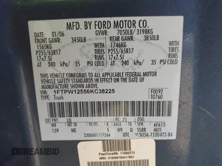 2006 Ford F-150 XLT with VIN 1FTPW12556KC38225, listed as a IAAI auction lot 41838436 with 172,926 mi miles. Bid and sale history available at carsss.com. Image 9.