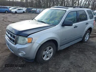 2009 Ford Escape Hybrid с VIN 1FMCU593X9KA57413, выставлен на аукционе IAAI как лот 41895313 с пробегом Не указан миль и . История ставок и продаж доступна на DreamBid. Изображение 2.