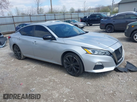 2020 Nissan Altima SR with VIN 1N4BL4CV3LC132192, listed as a IAAI auction lot 41936605 with 105,719 mi miles and . Bid and sale history available at carsss.com. Image 1.