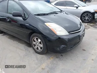 2009 Toyota Prius with VIN JTDKB20U597831905, listed as a IAAI auction lot 42172986 with 197,602 mi miles. Bid and sale history available at carsss.com. Image 6.