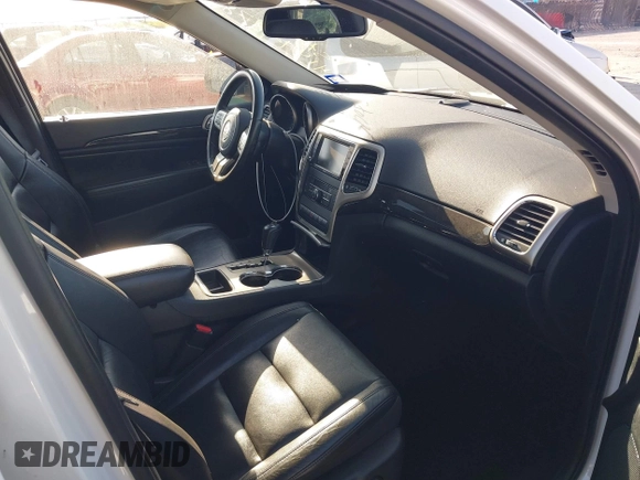 2011 Jeep Grand Cherokee Laredo with VIN 1J4RR4GG4BC703071, listed as a IAAI auction lot 41992878 with 126,199 mi miles and . Bid and sale history available at DreamBid. Image 5.