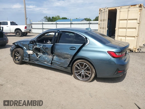 2020 BMW 3 Series 330i z VIN 3MW5R1J02L8B33169, wystawiony jako Copart lot #55660155 z przebiegiem 53 585 mil mil oraz Nie do naprawy • Non repairable. Historia ofert i sprzedaży dostępna na DreamBid. Obrazek 2.
