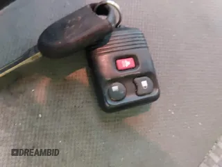 2005 Ford Freestyle SE с VIN 1FMZK04135GA52043, выставлен на аукционе IAAI как лот 42295592 с пробегом 177 686 миль миль и . История ставок и продаж доступна на DreamBid. Изображение 11.