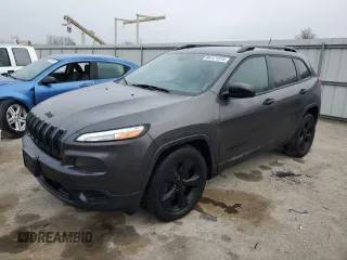 2017 Jeep Cherokee Altitude с VIN 1C4PJLABXHW578483, выставлен на аукционе Copart как лот 84121914 с пробегом 118 259 миль миль и Списание • Salvage title. История ставок и продаж доступна на DreamBid. Изображение 1.