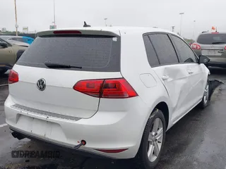 2017 Volkswagen Golf S z VIN 3VW217AU9HM026151, wystawiony jako IAAI lot #42217694 z przebiegiem 284 794 mil mil oraz . Historia ofert i sprzedaży dostępna na DreamBid. Obrazek 4.
