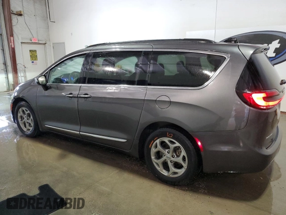 2023 Chrysler Pacifica Limited with VIN 2C4RC1GG8PR535410, listed as a Copart auction lot 60606085 with 74,370 mi miles and Clean title. Bid and sale history available at DreamBid. Image 2.