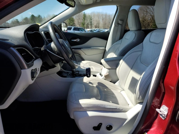 2019 Jeep Cherokee Limited with VIN 1C4PJMDX9KD380560, listed as a Copart auction lot 53419085 with 56,797 mi miles and Salvage title. Bid and sale history available at DreamBid. Image 7.