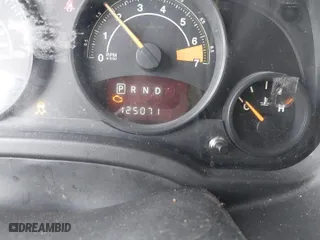 2015 Jeep Patriot Sport with VIN 1C4NJPBB8FD298101, listed as a IAAI auction lot 41624625 with 125,071 mi miles. Bid and sale history available at carsss.com. Image 7.