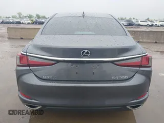 2019 Lexus ES 350 z VIN 58ABZ1B14KU035778, wystawiony jako IAAI lot #41959262 z przebiegiem 36 873 mil mil oraz . Historia ofert i sprzedaży dostępna na DreamBid. Obrazek 16.