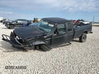 1996 Ford F-250 with VIN 1FTHX25F0TEB72558, listed as a Copart auction lot 81605404 with 0 mi miles and Non Repairable. Bid and sale history available at carsss.com. Image 1.