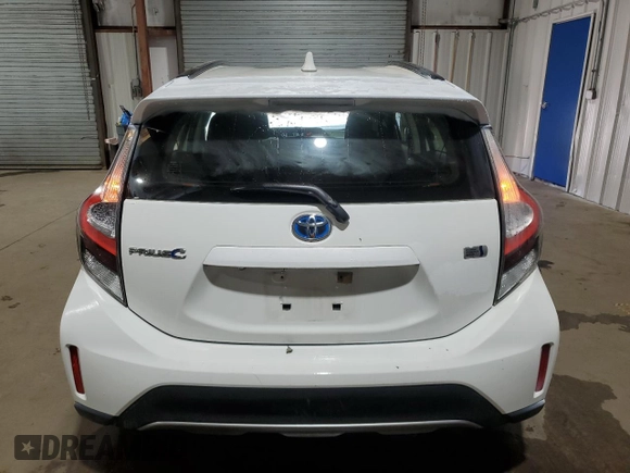 2018 Toyota Prius One with VIN JTDKDTB38J1615512, listed as a Copart auction lot 52892395 with 53,980 mi miles and Clean Title. Bid and sale history available at DreamBid. Image 6.