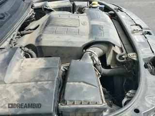 2013 Land Rover Range Rover Sport HSE Lux z VIN SALSK2D49DA782805, wystawiony jako IAAI lot #43346630 z przebiegiem 118 161 mil mil oraz . Historia ofert i sprzedaży dostępna na DreamBid. Obrazek 19.